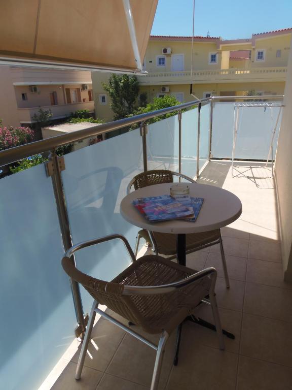 Angelica Studios And Apartments Agia Marina 객실 사진