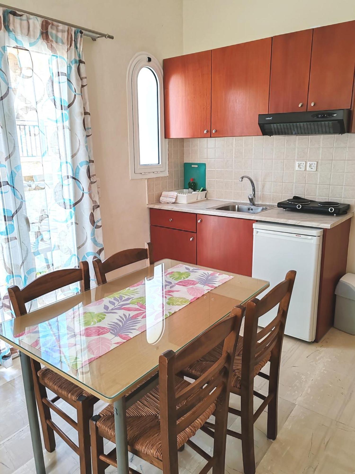 Angelica Studios And Apartments Agia Marina 외부 사진