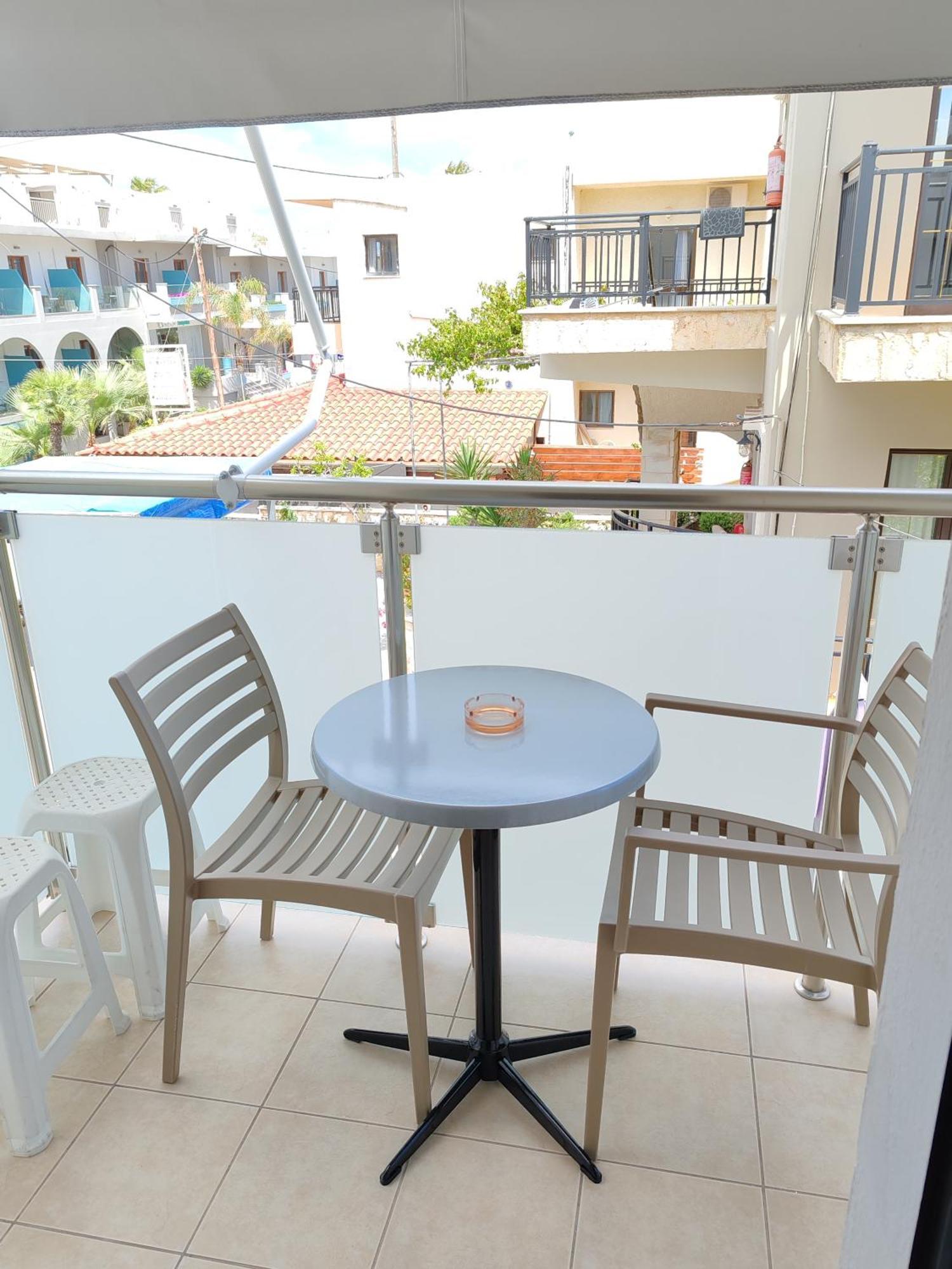 Angelica Studios And Apartments Agia Marina 외부 사진