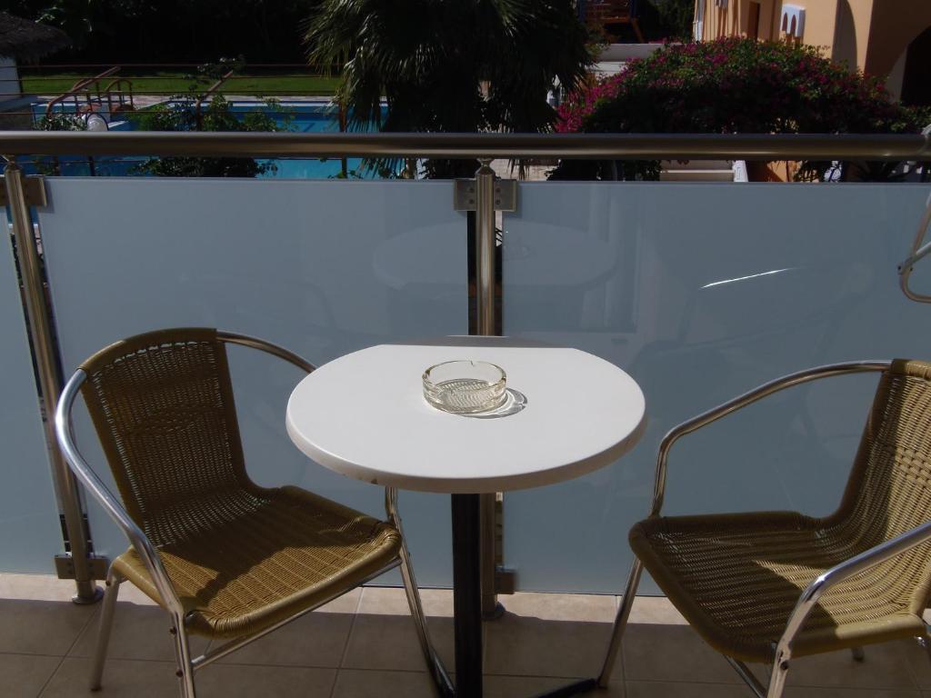 Angelica Studios And Apartments Agia Marina 객실 사진