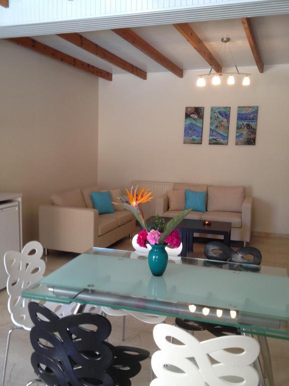 Angelica Studios And Apartments Agia Marina 객실 사진