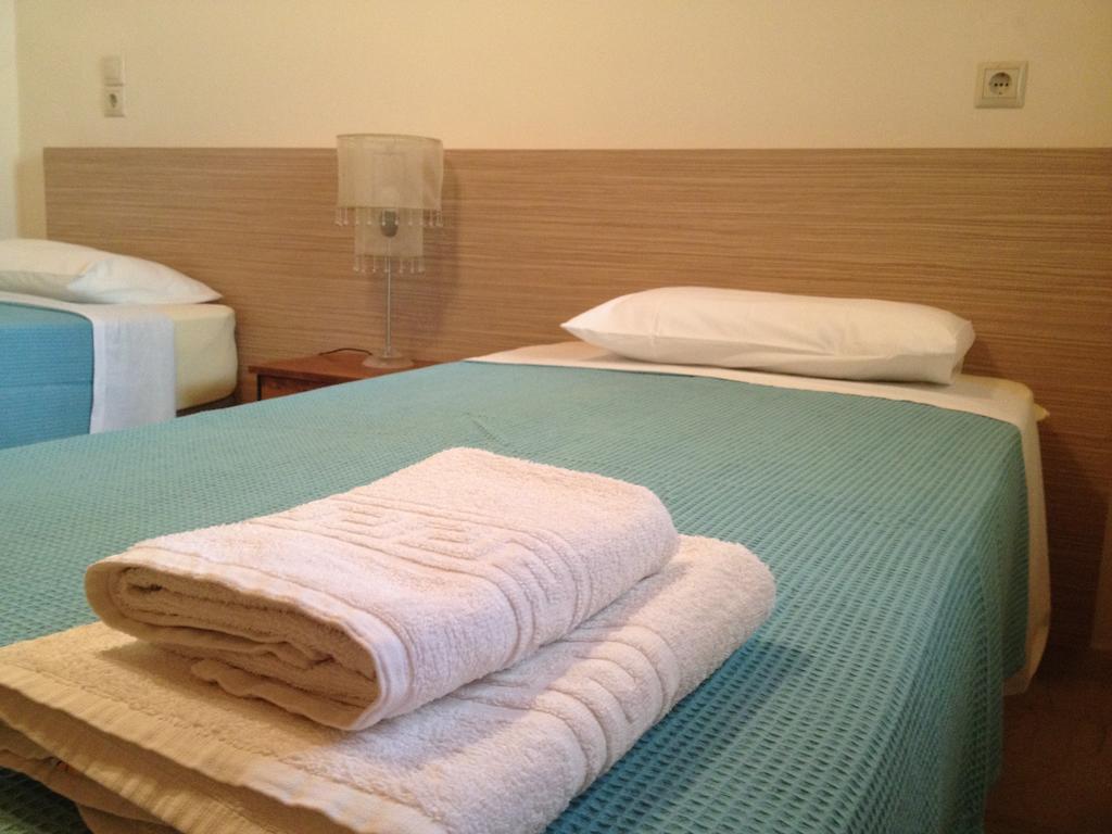 Angelica Studios And Apartments Agia Marina 객실 사진
