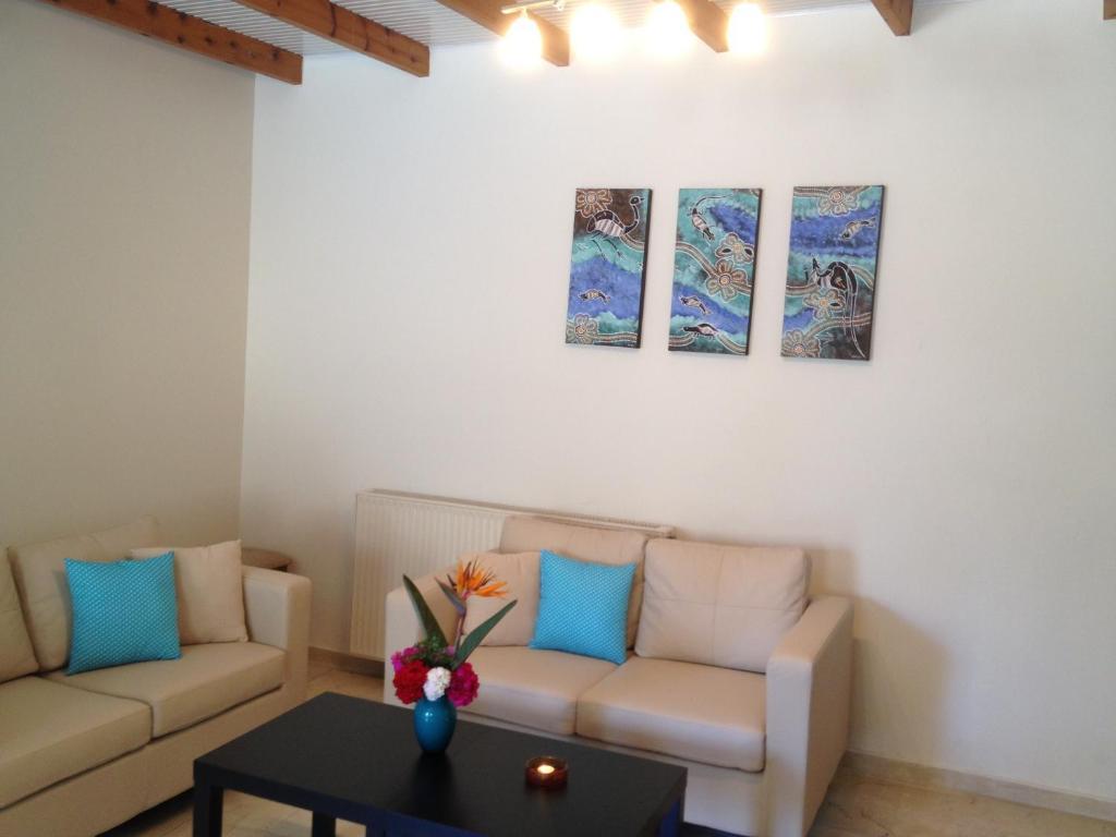 Angelica Studios And Apartments Agia Marina 객실 사진