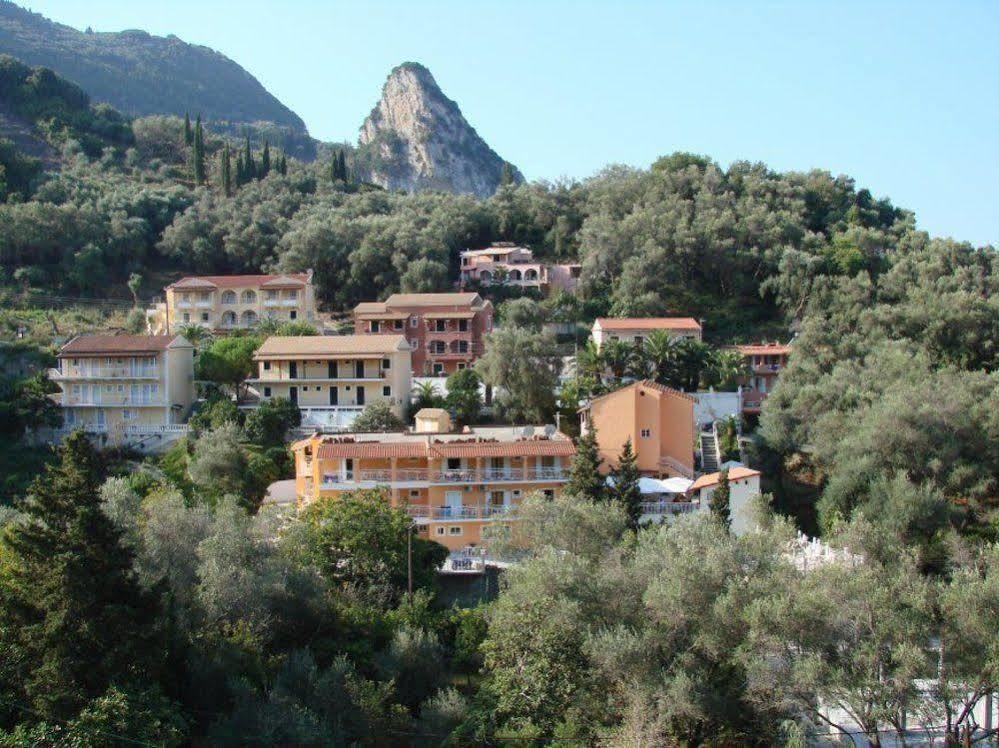 Angelica Studios And Apartments Agia Marina 외부 사진