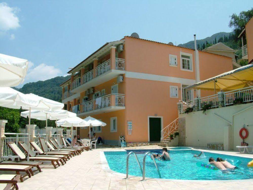 Angelica Studios And Apartments Agia Marina 외부 사진
