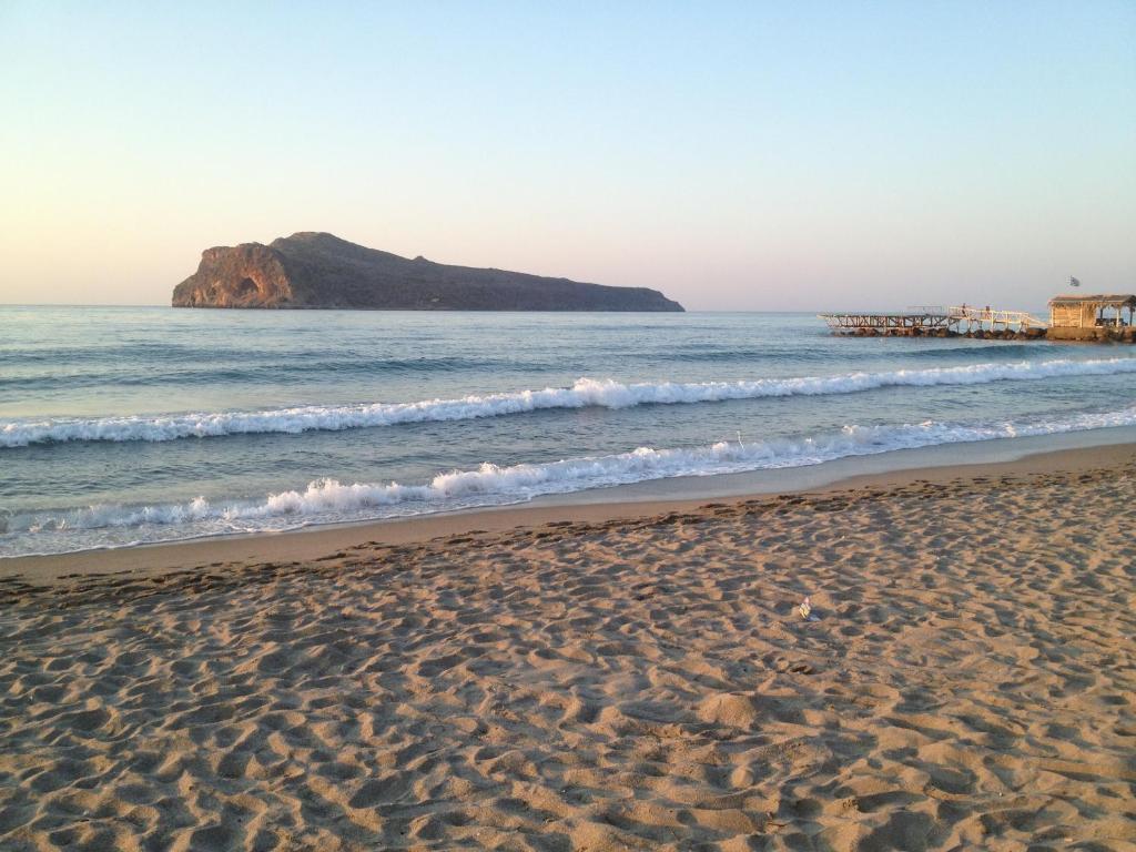 Angelica Studios And Apartments Agia Marina 외부 사진
